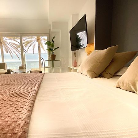 Cs7 Kaleria Suites Almeria Exterior photo