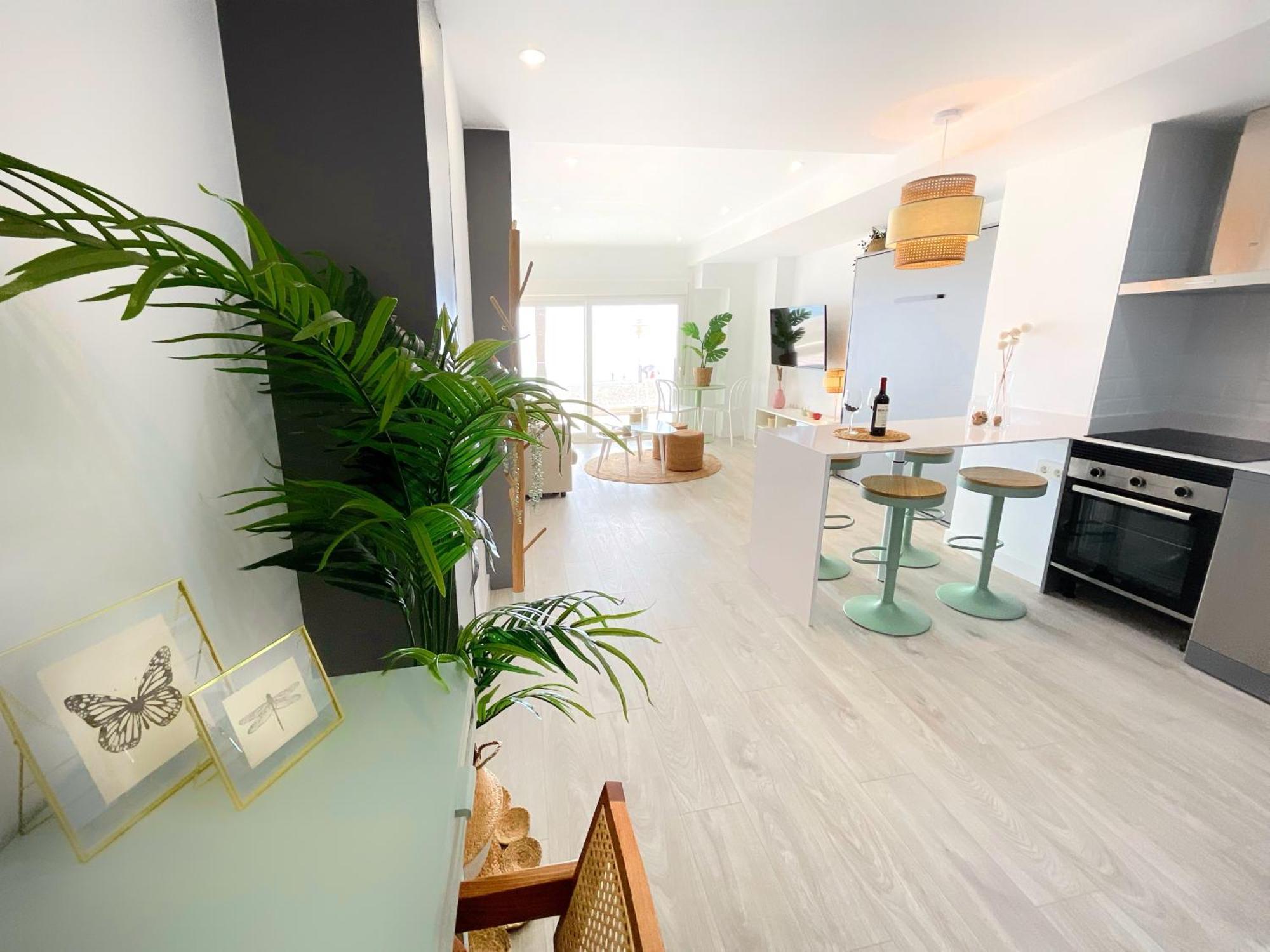Cs7 Kaleria Suites Almeria Exterior photo
